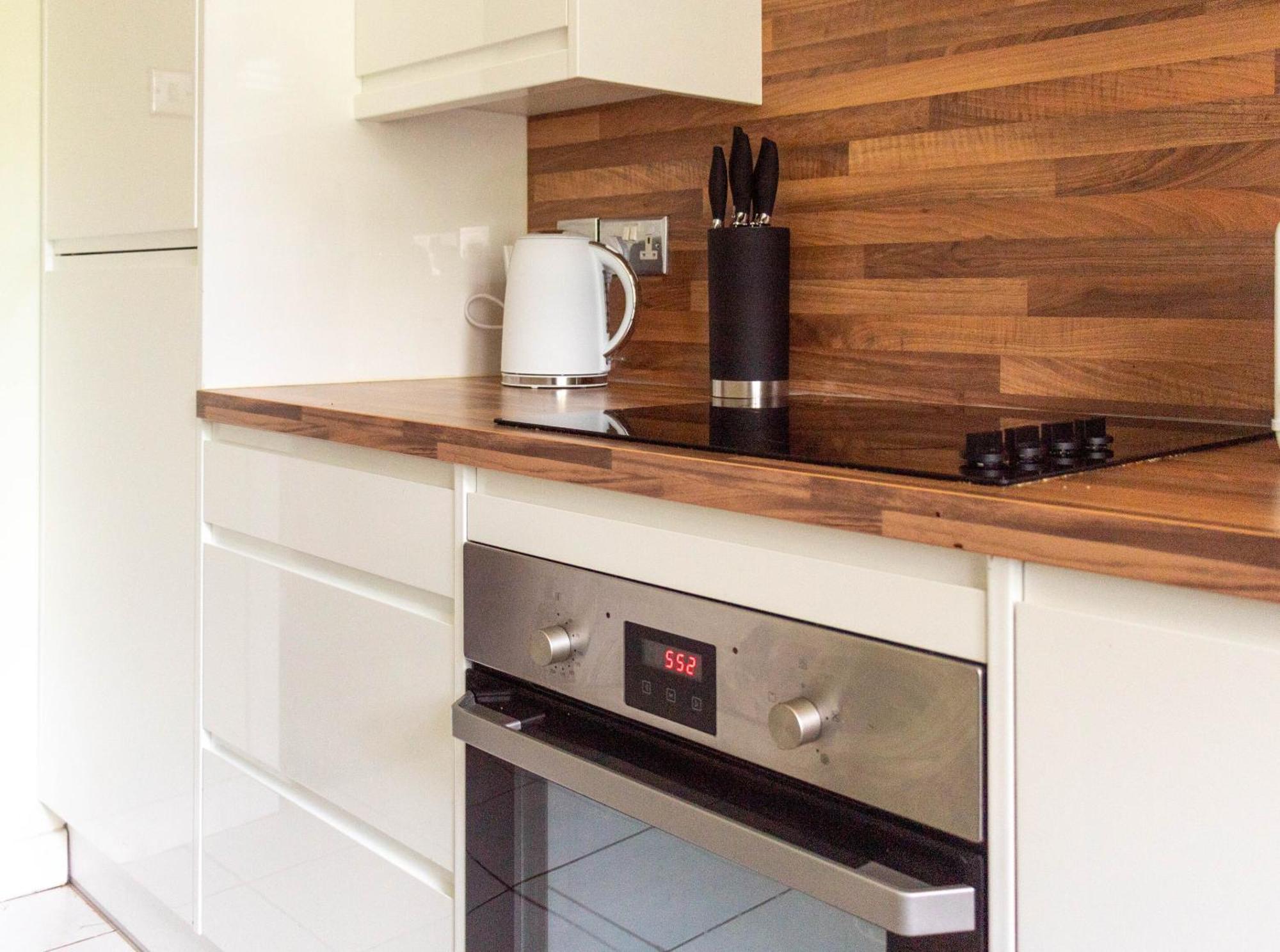Stock Street Apartment Пейсли Экстерьер фото